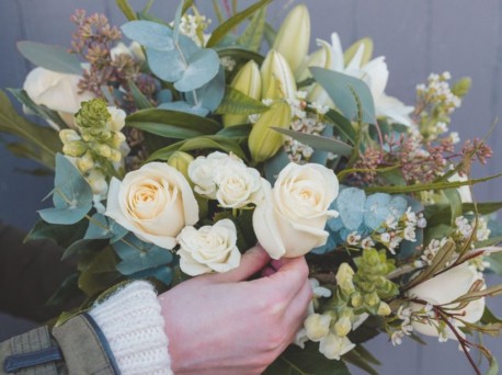 Seasonal Whites | Florist Choice